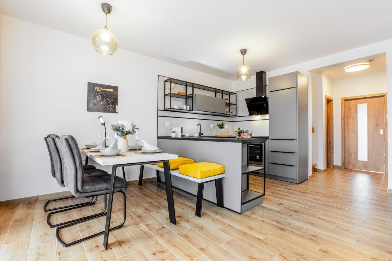 Apartmany Karlovy Dvory Horni Plana Ngoại thất bức ảnh