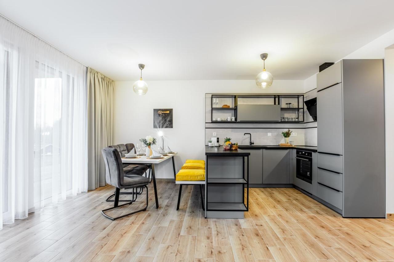 Apartmany Karlovy Dvory Horni Plana Ngoại thất bức ảnh