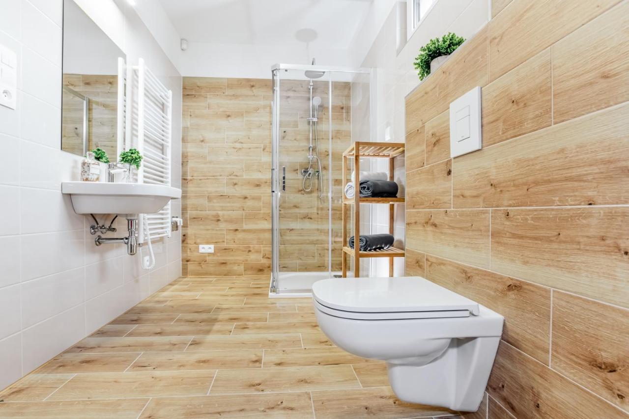 Apartmany Karlovy Dvory Horni Plana Ngoại thất bức ảnh