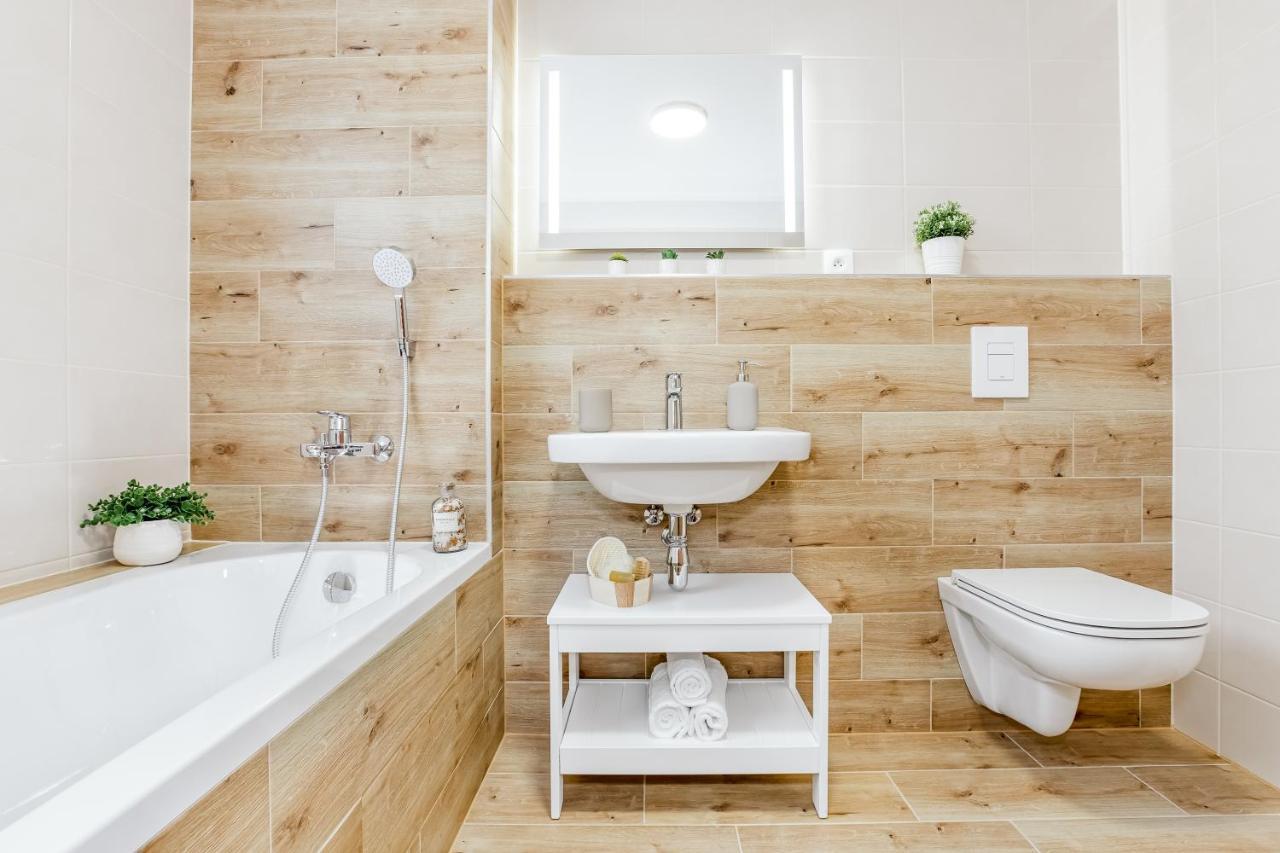 Apartmany Karlovy Dvory Horni Plana Ngoại thất bức ảnh