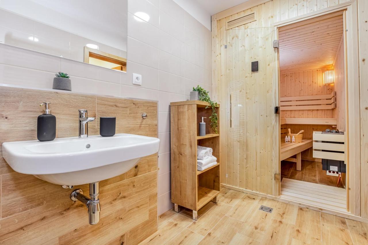 Apartmany Karlovy Dvory Horni Plana Ngoại thất bức ảnh